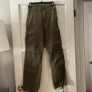 green surplus cargo pants
